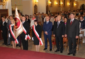 Poświęcenienie sztandaru Szkoły Podstawowej nr 1